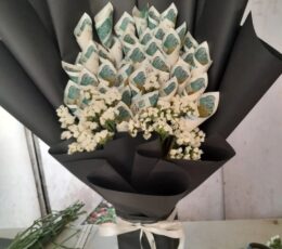 Jasmine Flowers & CashBouquet